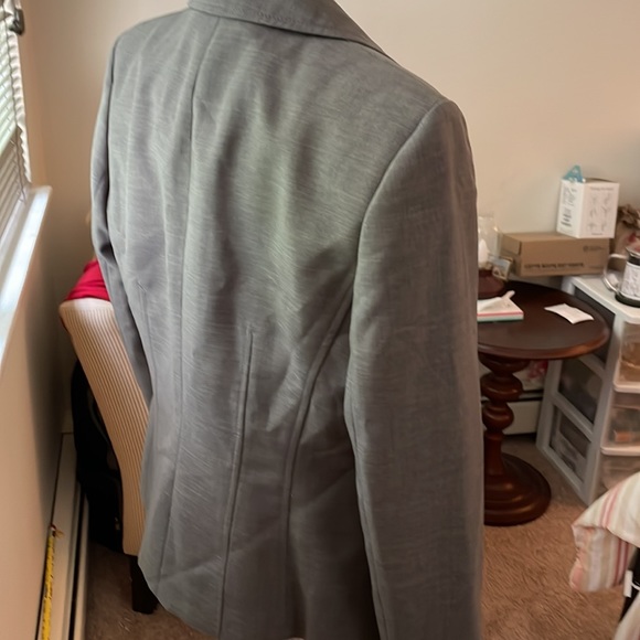 Grey Kasper blazer, size 6, NWT - Picture 3 of 3